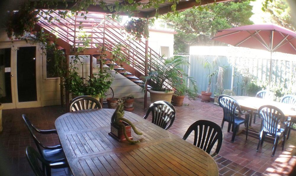 Ashfield Manor Sydney Hotel Bagian luar foto