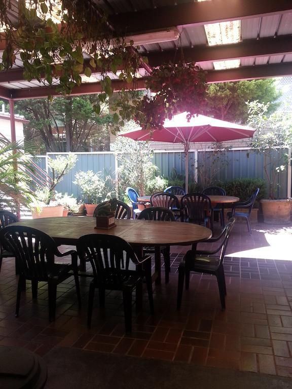 Ashfield Manor Sydney Hotel Bagian luar foto