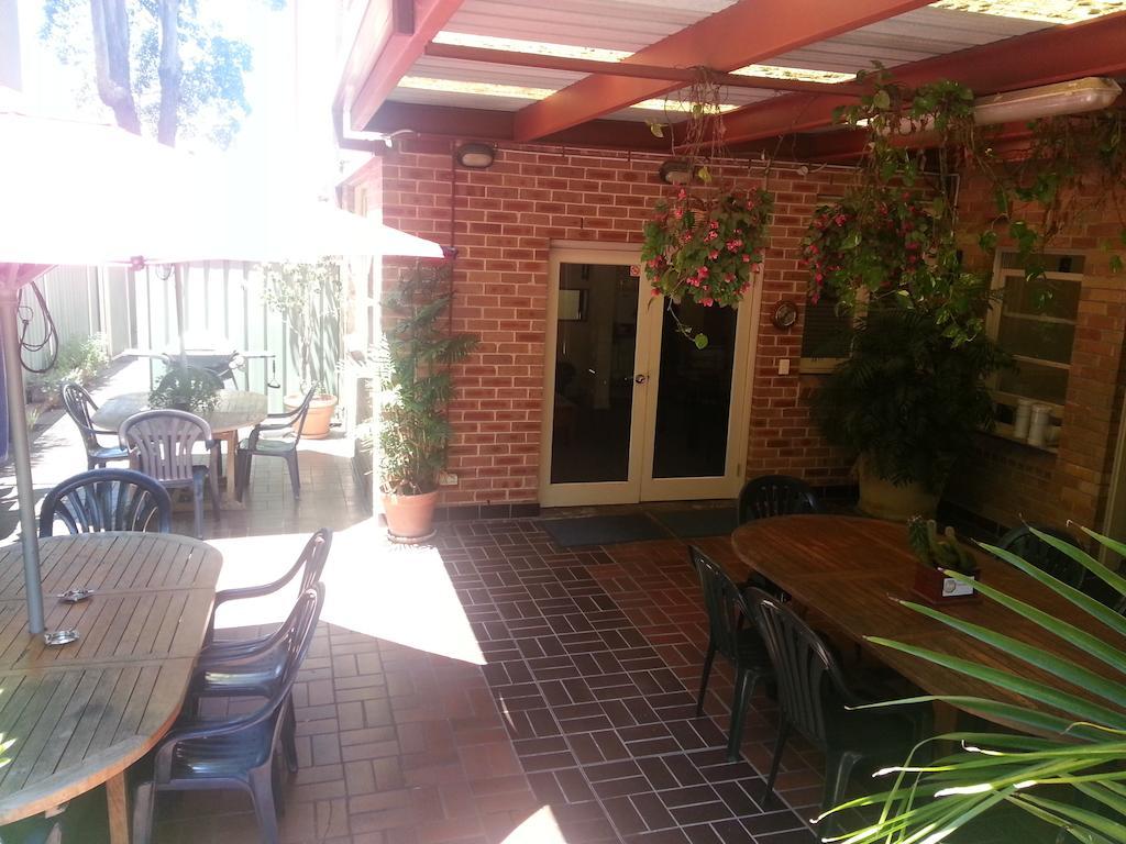 Ashfield Manor Sydney Hotel Bagian luar foto